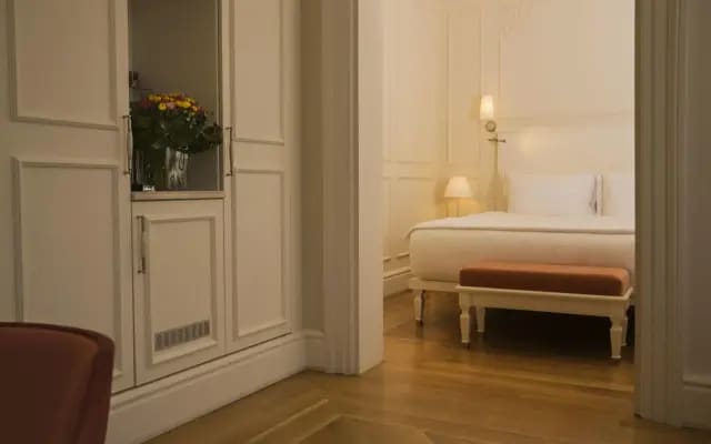Corinne Art & Boutique Hotel