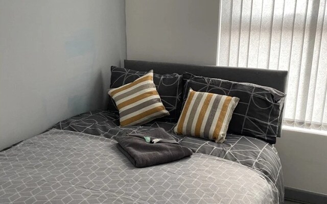 Stunning 4-bed House in Liverpool L15