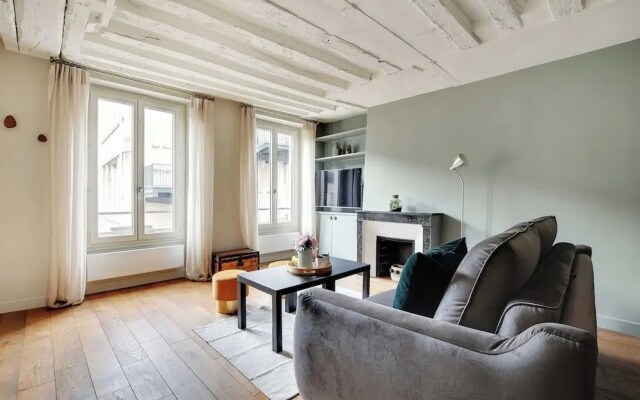 Chic Apartment -1br/4p- Haut Marais / Republique