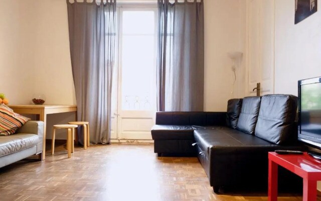 Grand Central Apartment