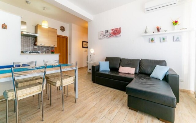 Sea View Flat - close to the Beach