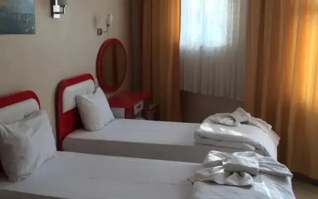 Life Garden Hotel Aparts