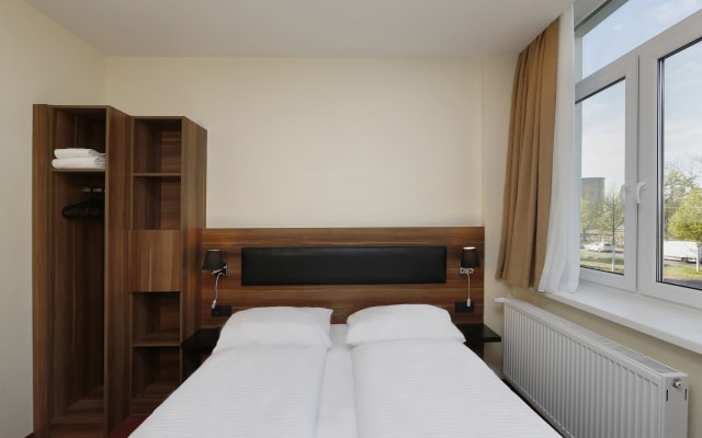 B&B HOTEL Berlin-Adlershof
