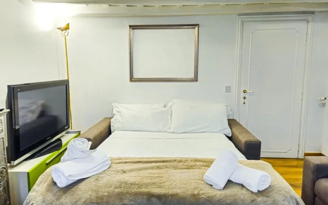 Monserrato Apartment