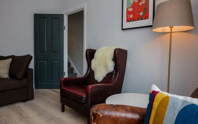5 Bedroom House in East London