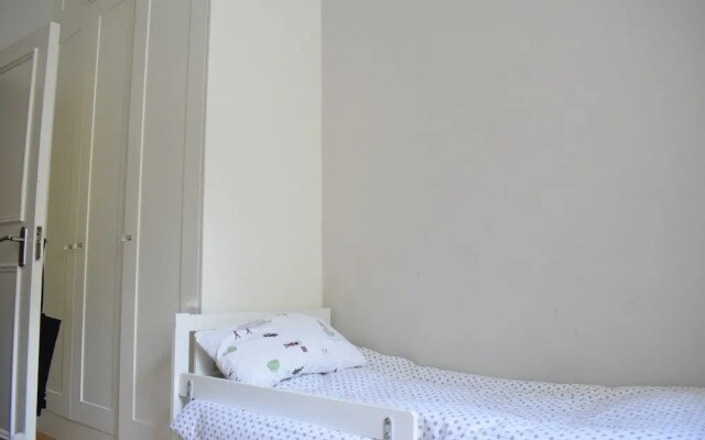 Modern 2 Bedroom Home in Chelsea
