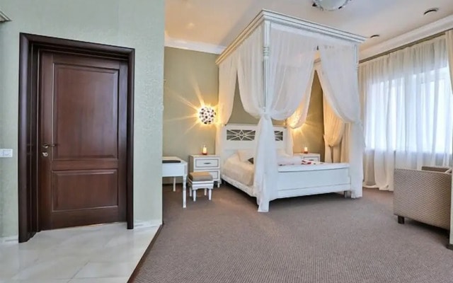 Milan Hotel