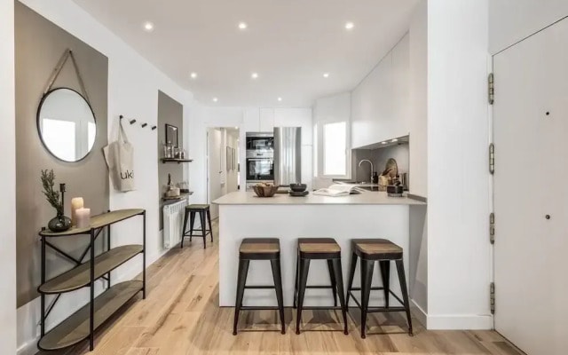 Ordino - 3 Bedrooms in Trafalgar