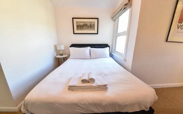 2 Bedroom Apartment in Vauxhall