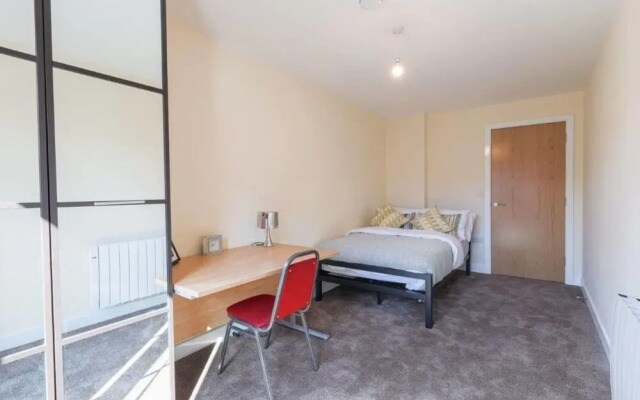 Stunning City Centre Apartment