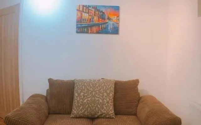 Comfortable double bedroom lovely bungalow
