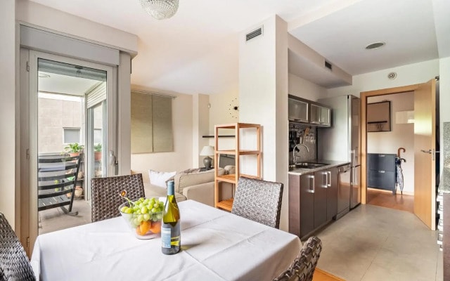Forum Beach 2 And Pool Apartment Barcelona