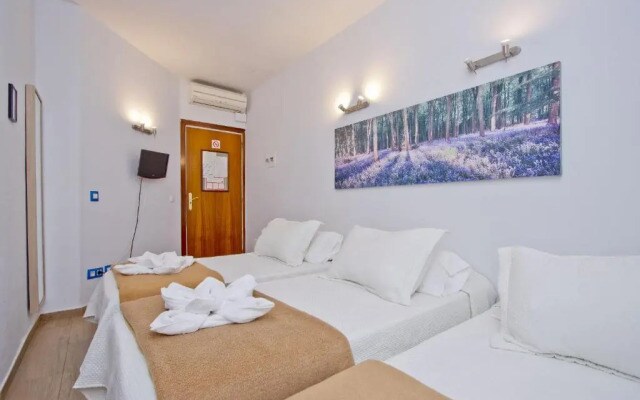 Barcelona City Hotel