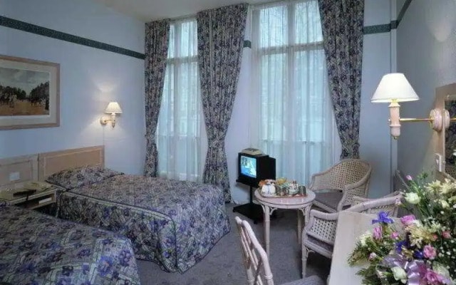 Cranley Gardens Hotel