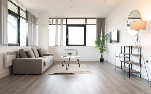 Charles Hope Apartments - Brentford