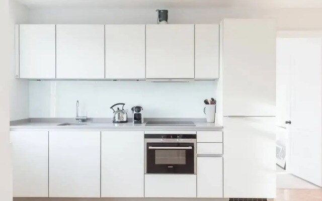 Stylish 1-bedroom flat near Hyde Park