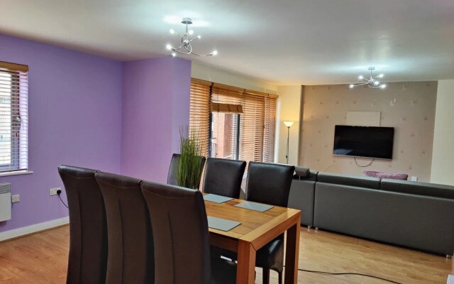 Entire City Centre Apartment - Mount Pleasant
