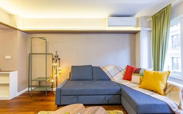 Central and Stylish Flat in the Heart of Beyoglu