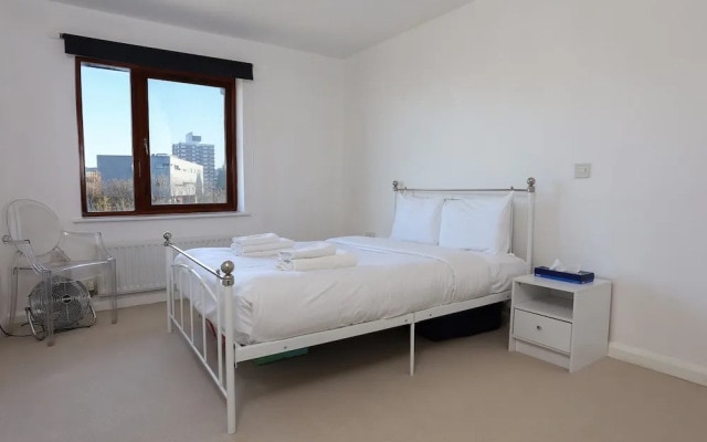 Modern, Stylish 1 Bed In Shadwell
