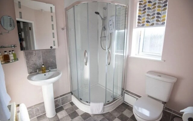 Bridleways Guesthouse & Holiday Homes