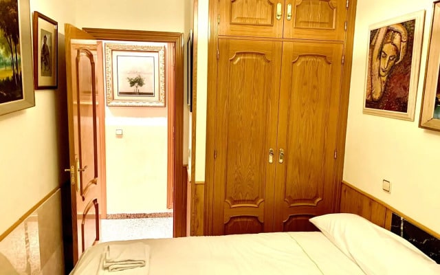 Apartamentos Suites Torr Av América - López de Hoyos