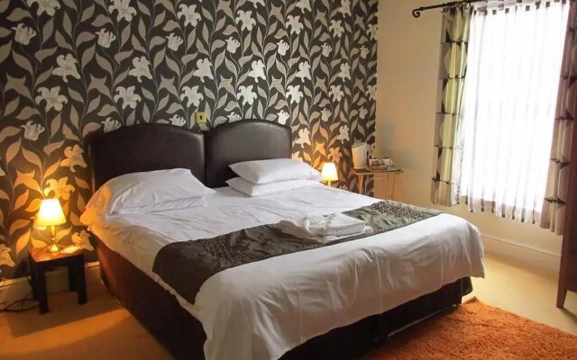 The Red Lion Hotel