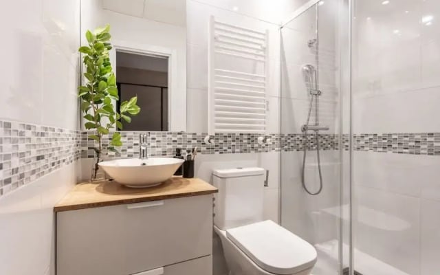 Kindo - 2 Bedrooms in Goya