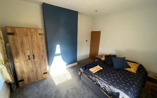 Superb 2 bed Apartment Great Location