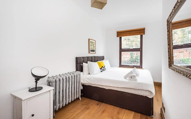 London 2 Bed Apartment With Free WiFi