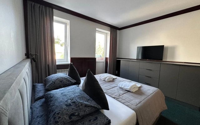 Apartments Plytu7