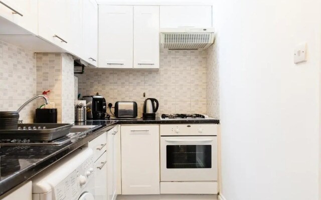 Spacious Comfy 2br Flat