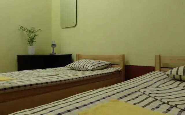 Mr. Hostel