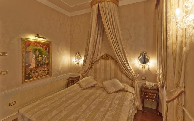 Hotel Canal Grande
