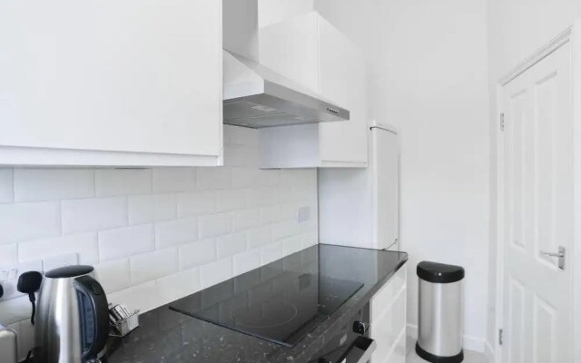Elegant Studio In Euston