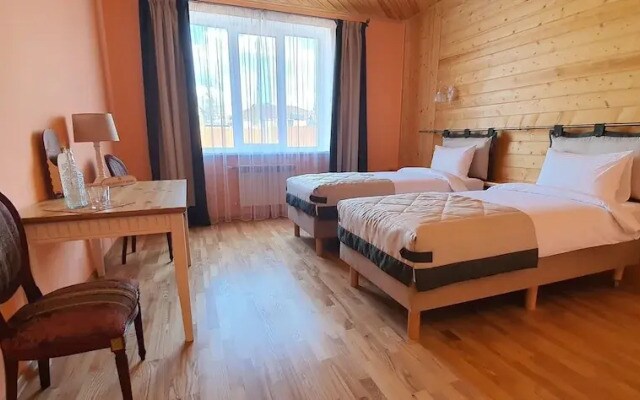Falvarak Kupala Hotel