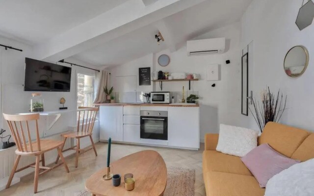 Appartement Douillet proche Arc Triomphe - 2P