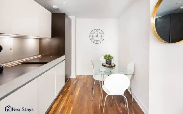 5 Mins Walk to Moorgate Tranquil City Retreat