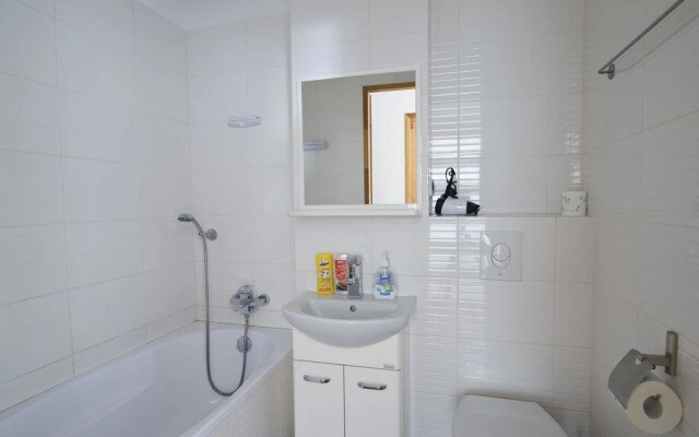 Goodnight Warsaw Apartments Aleja Jana Pawla II 26