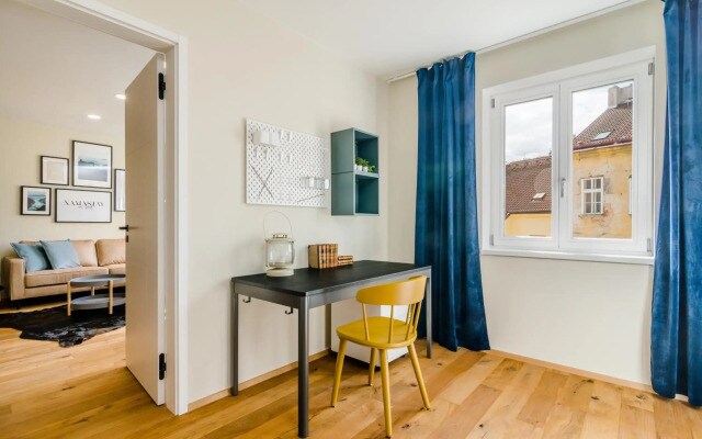 Premium Hip Loft in Žižkov by Prague Days