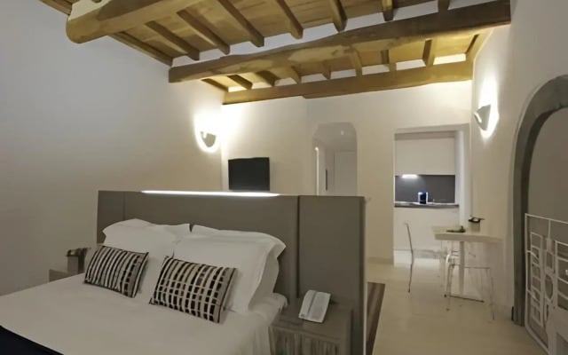 Trevi Palace Luxury Inn