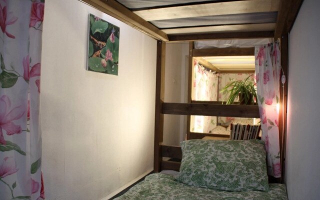 Hostel Compass