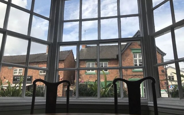 The Kings Arms Hotel