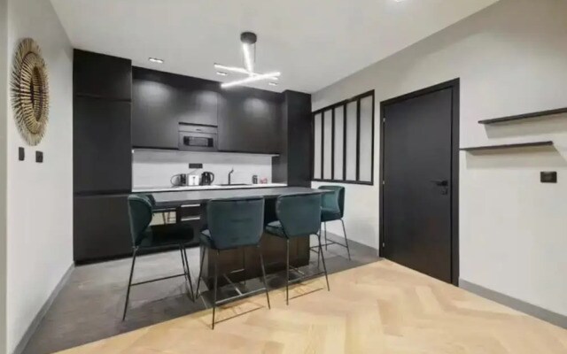Elegant Flat - 2br-6p