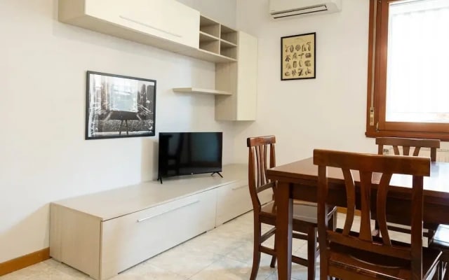 Alessandrino Apartment