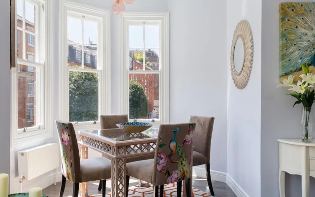 Molyneux Street Apartments