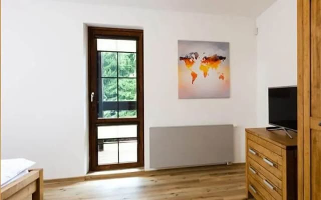Spacious Apartment With Easy Connectivity
