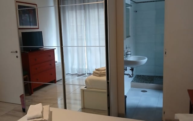 Perry Guest House