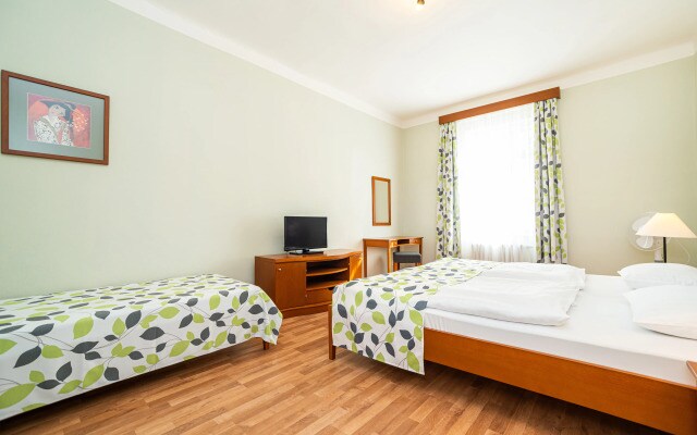 Hotel Orion