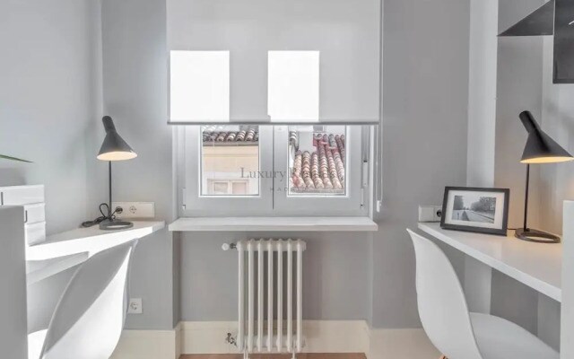 2 Bedrooms City Center Pizarro