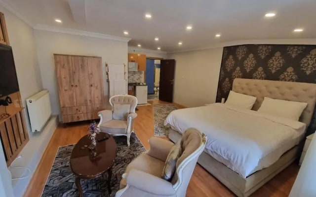 Ata suit Otel